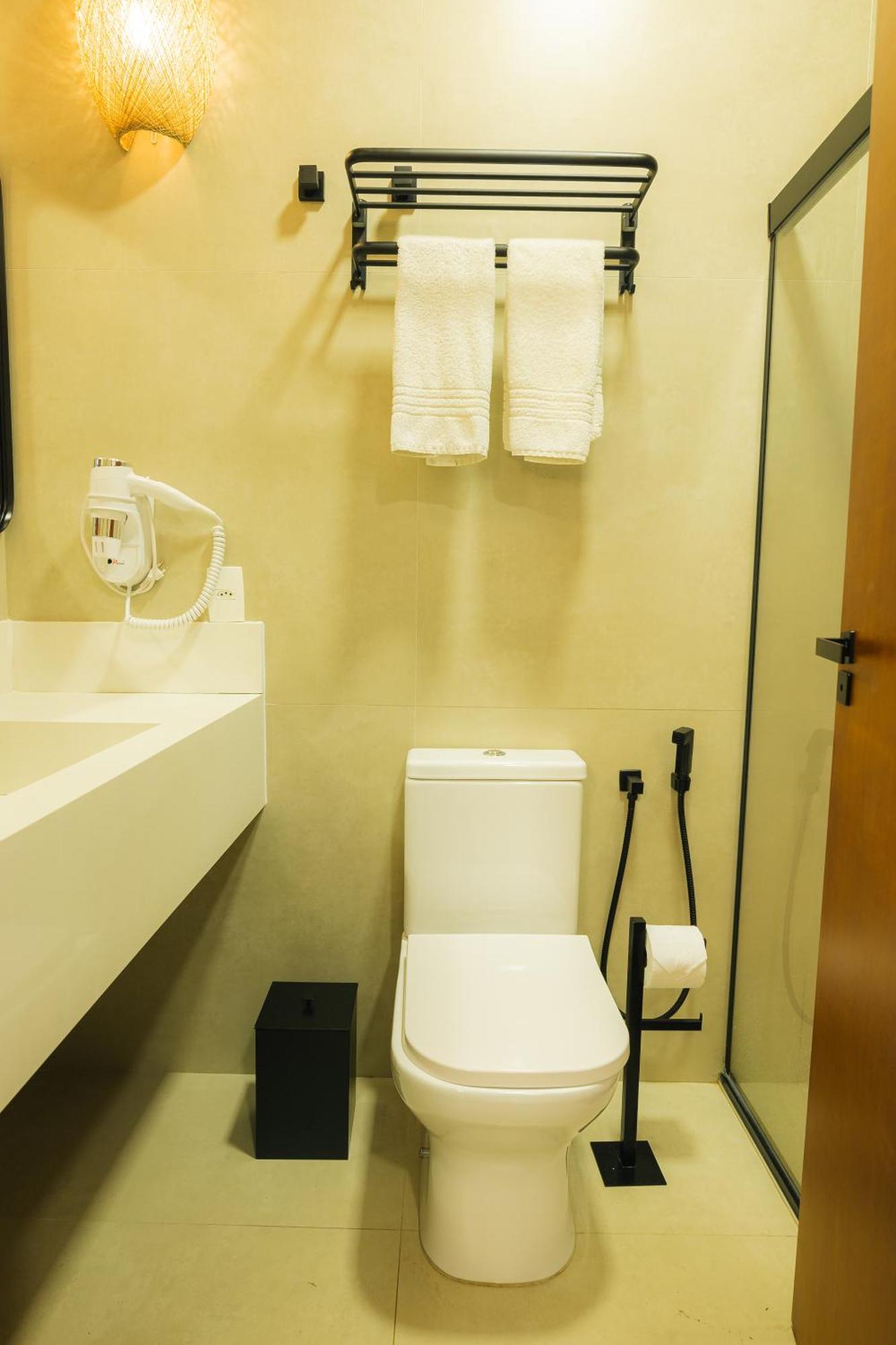 Flat 3-107 - Iha Flat - Pereque - *
